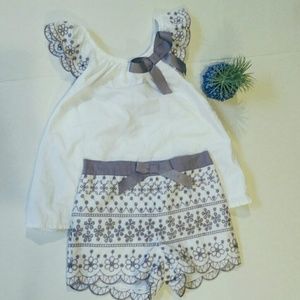 Max Studio 2T Eyelet Lilac baby outfit
